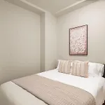 Spectacular 3Bd 1Bth In Fidi & Wall Street Area!