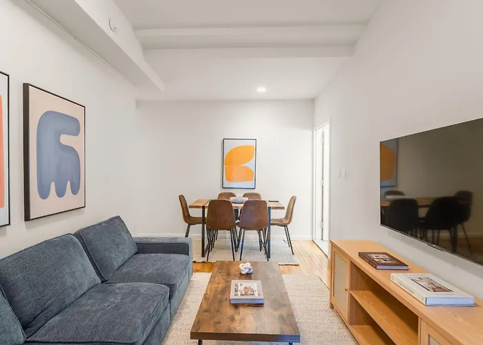 Spectacular 3Bd 1Bth In Fidi & Wall Street Area!