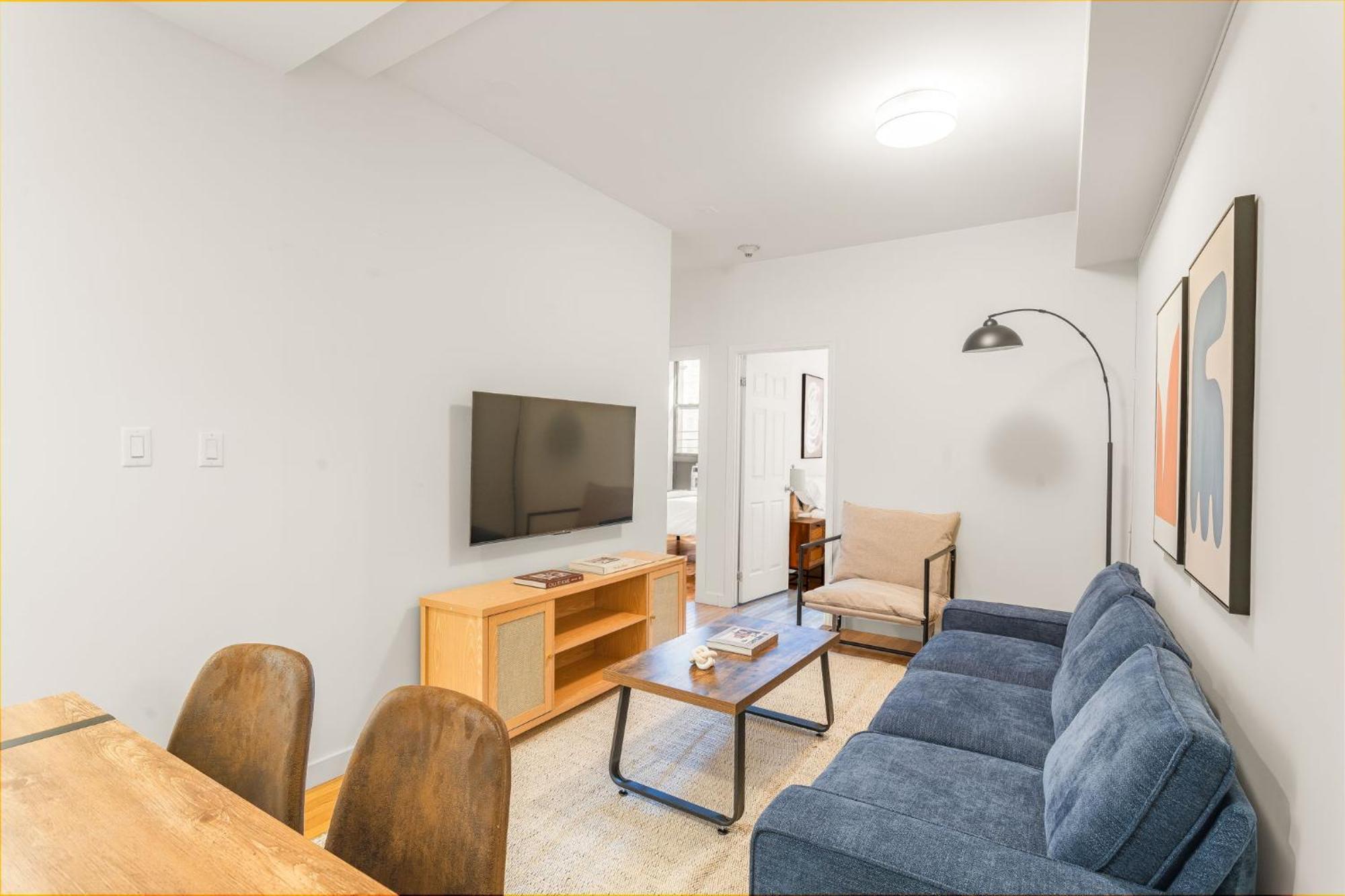 Spectacular 3bd 1bth In Fidi & Wall Street Area! *